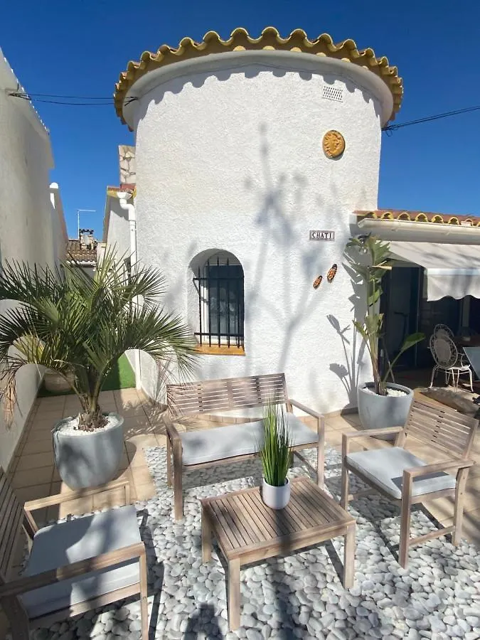 Xalet Amb Piscina Privada Villa Empuriabrava Holiday home